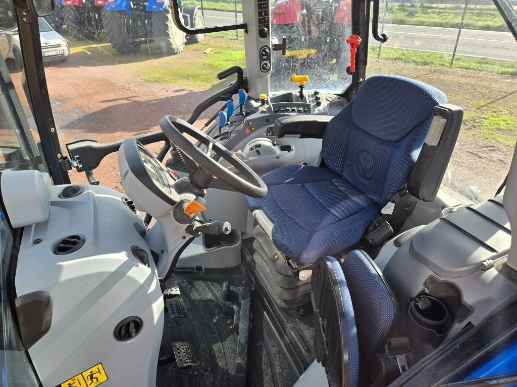 Tracteur NEW HOLLAND T5.110 - photo slide 16