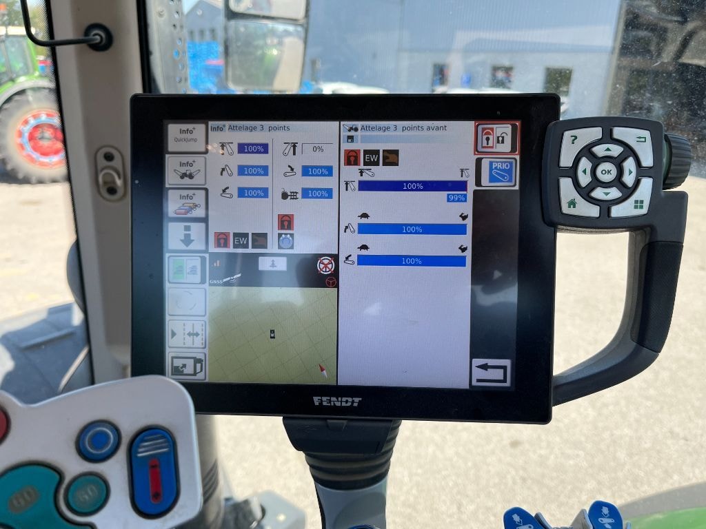 Tracteur FENDT 724 VARIO PROFI + - photo slide 18