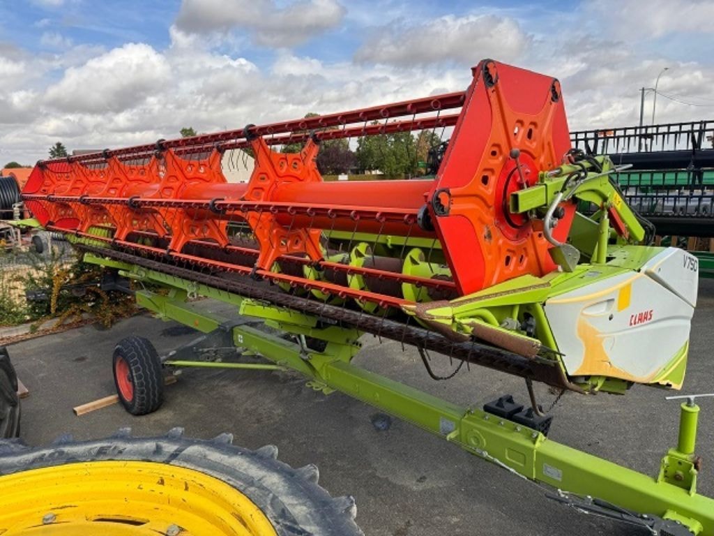 Moissonneuse CLAAS LEXION 740 - photo slide 20
