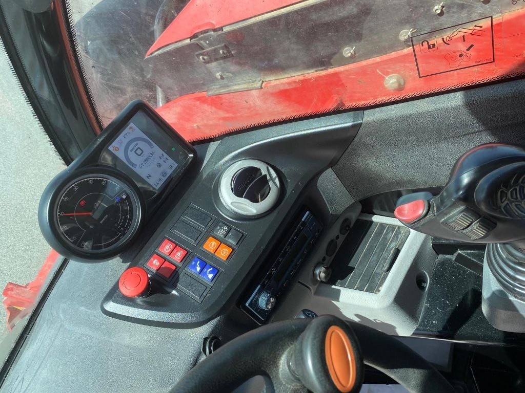 Telescopique MANITOU MLT 741-140 V+ - photo slide 16