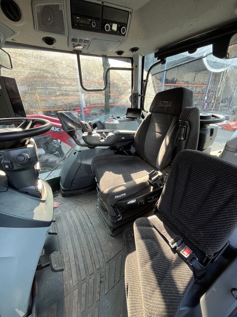 Tracteur forestier VALTRA T255V - photo slide 3