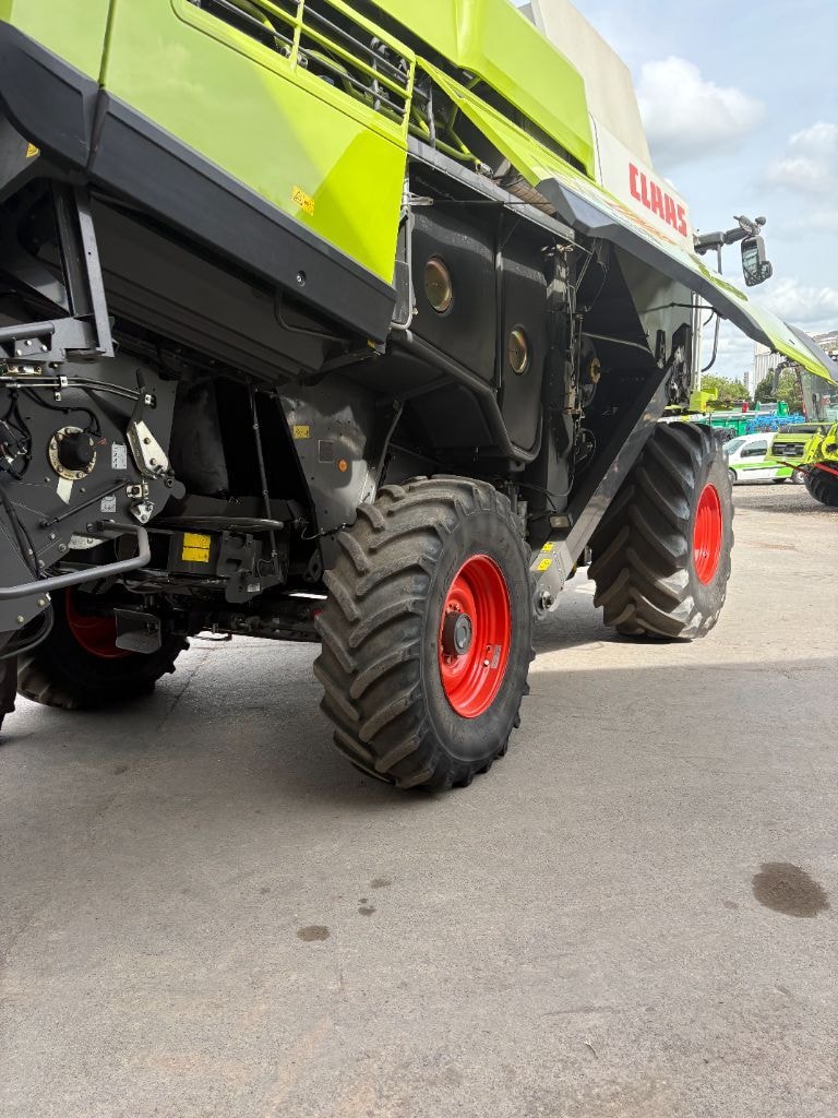 Moissonneuse CLAAS LEXION 750 - photo slide 57