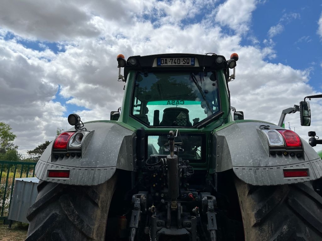 Tracteur FENDT 826 SCR VARIO PROFI + - photo slide 8