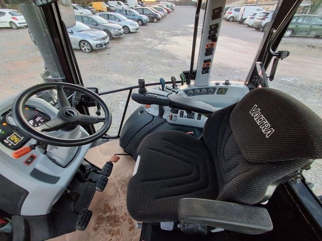 Tracteur VALTRA A105H - photo slide 14