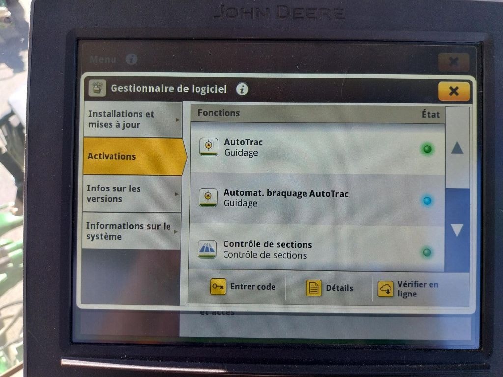 Tracteur JOHN DEERE 8R310 - photo slide 10