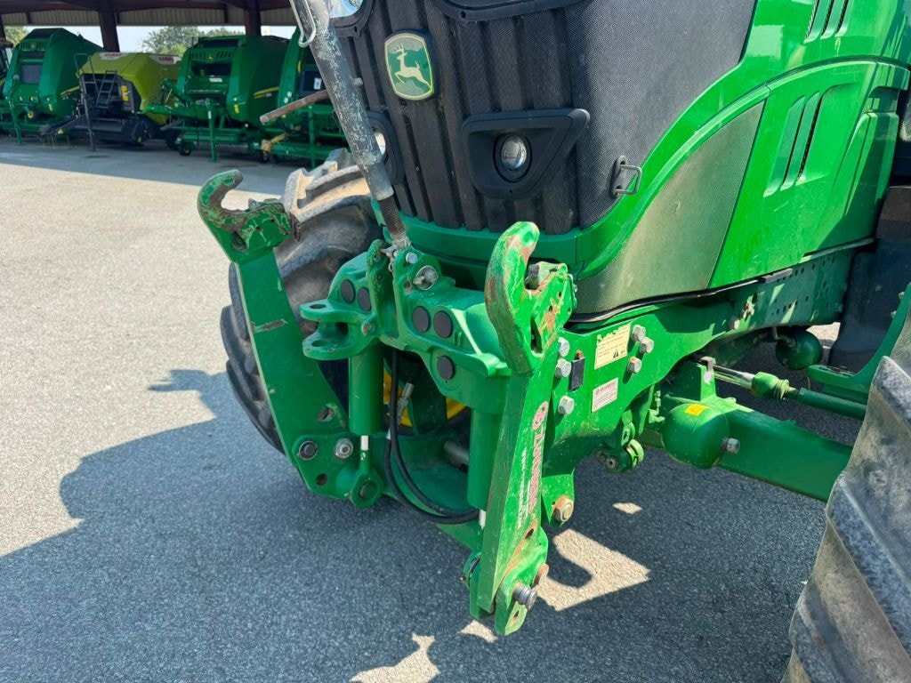 Tracteur JOHN DEERE 6130R - photo slide 13