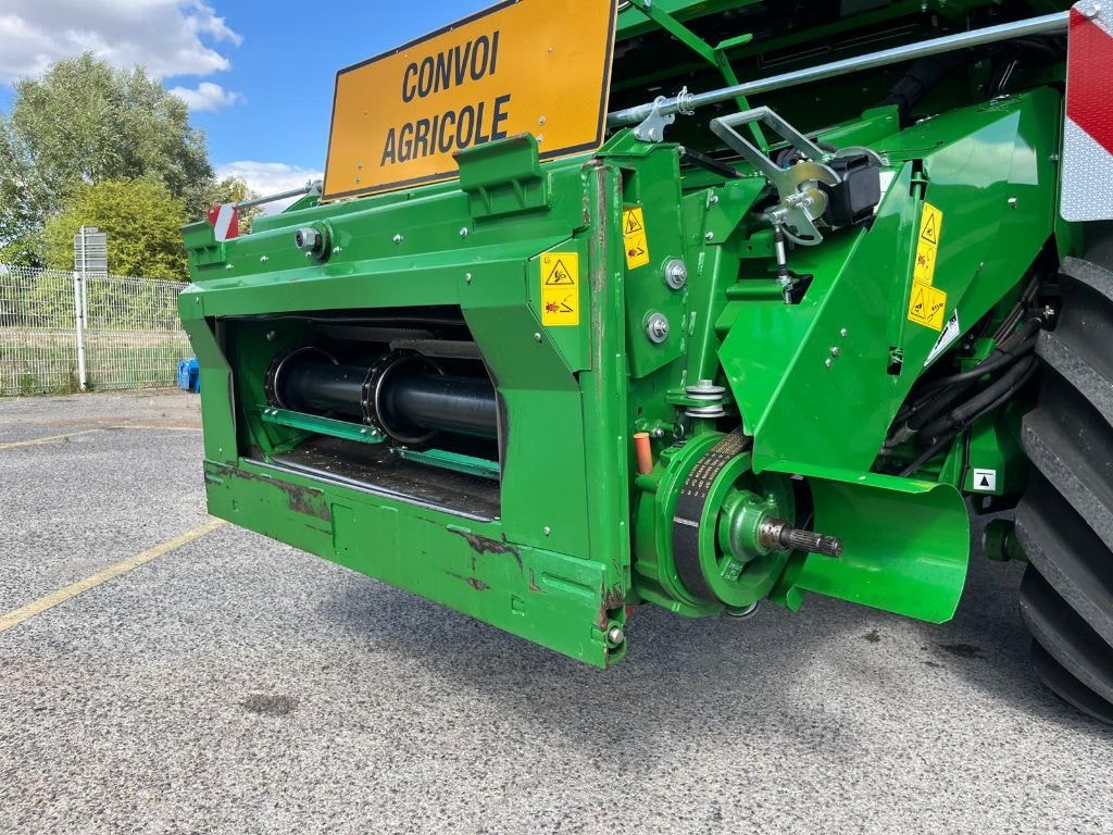 Moissonneuse JOHN DEERE T560i HILLMASTER - photo slide 9