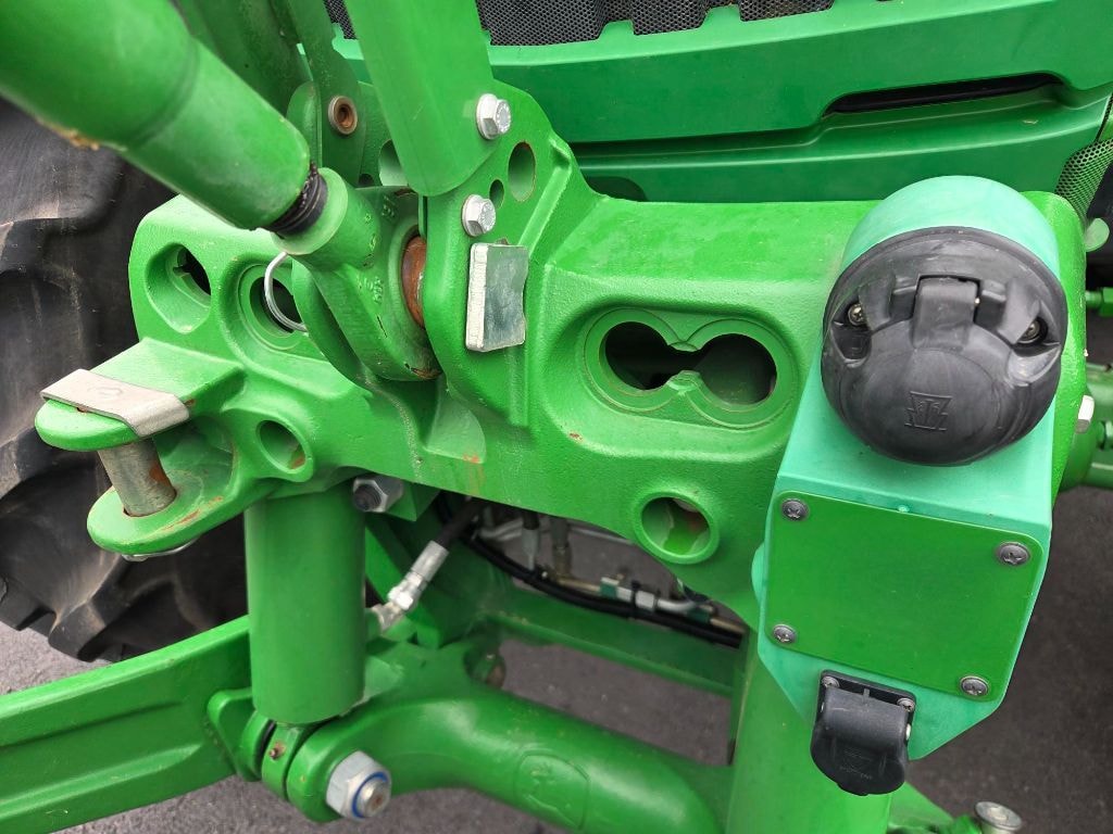 Tracteur JOHN DEERE 6r215 - photo slide 23