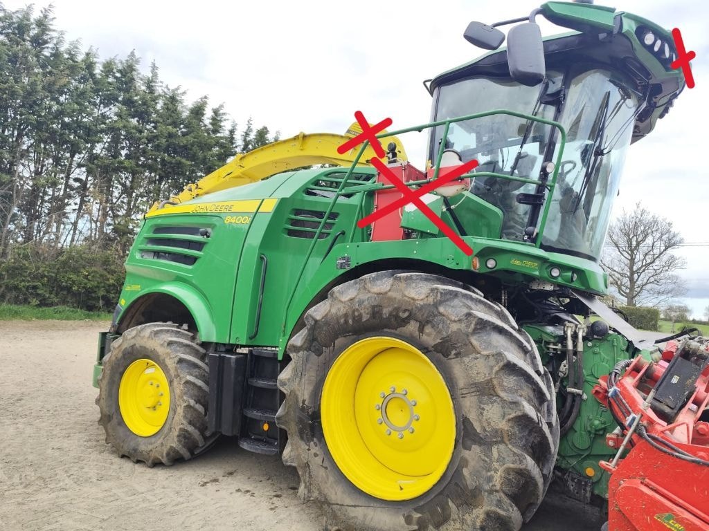 Ensileuse JOHN DEERE 8400i - photo slide 3