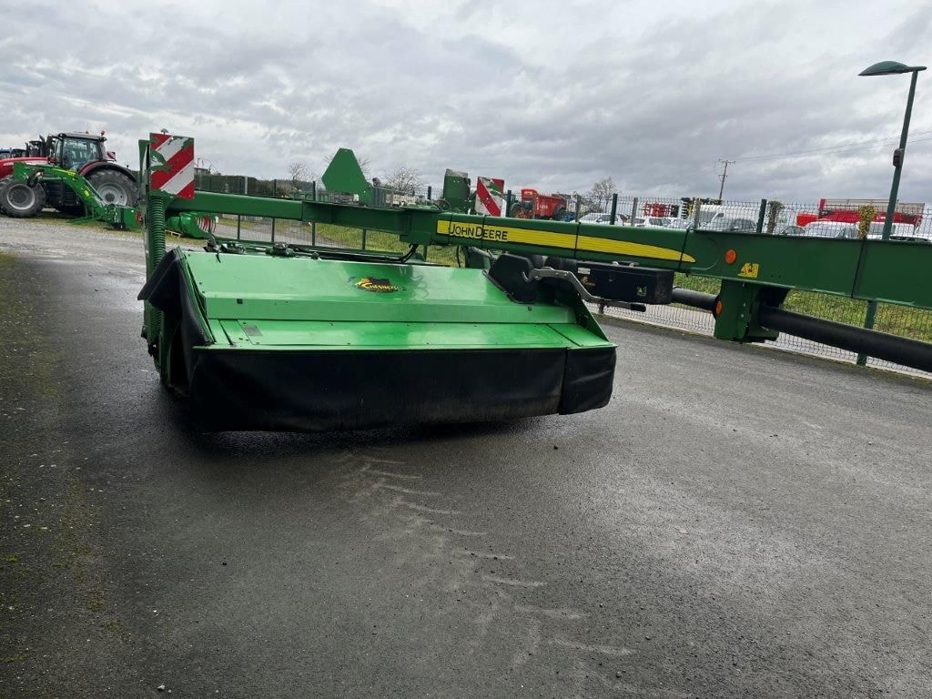 Faucheuse conditionneuse JOHN DEERE 630 - photo slide 18