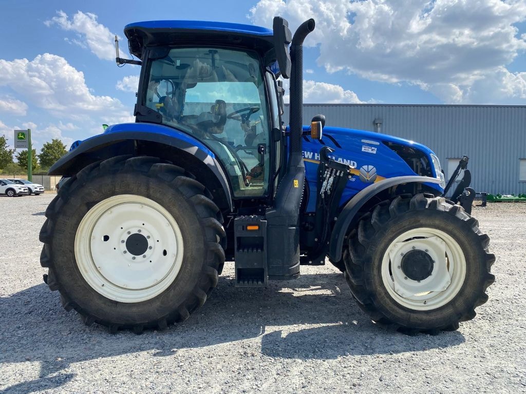 Tracteur NEW HOLLAND T6.145 - photo slide 4