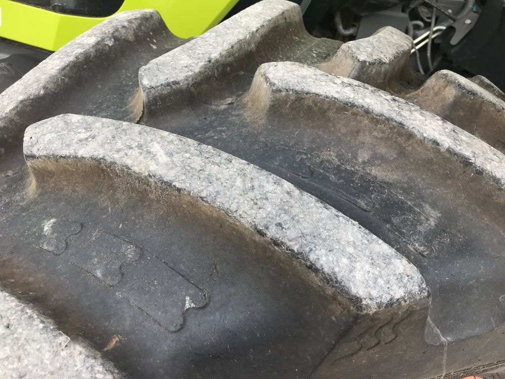 Tracteur CLAAS 530 CMATIC CEBIS - photo slide 24