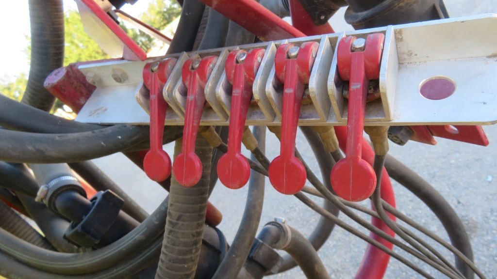Pulverisateur HARDI 1000 - photo slide 12