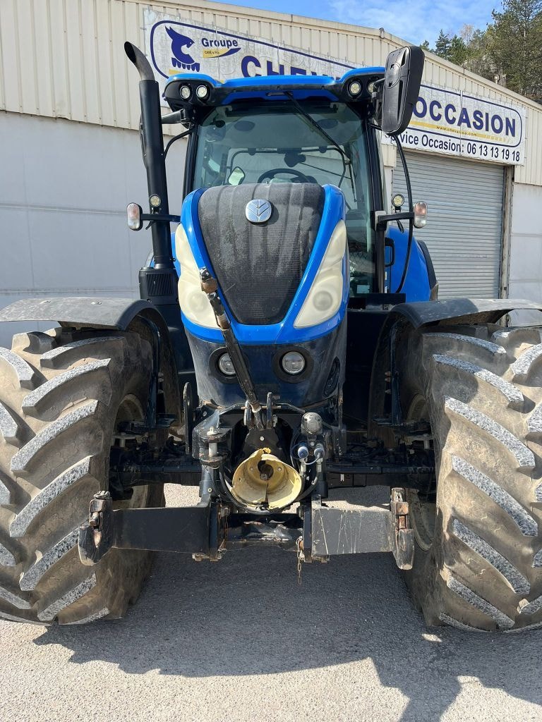 Tracteur NEW HOLLAND T7.225 AC    N°1 - photo slide 5