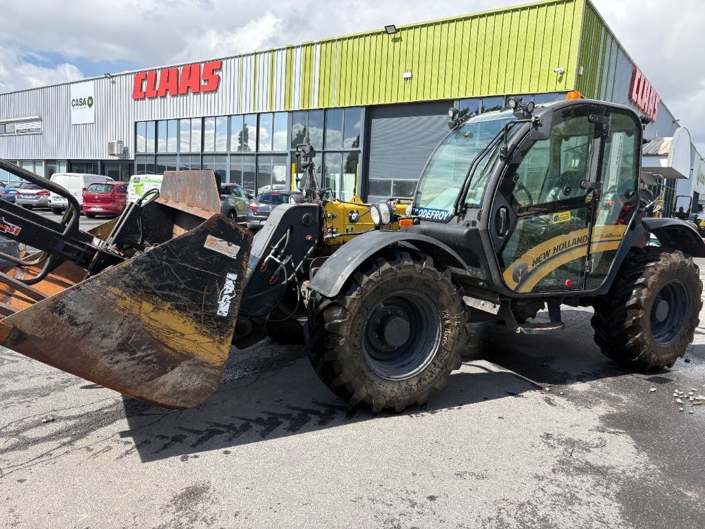 Telescopique NEW HOLLAND TH7.42 plus - photo slide 9