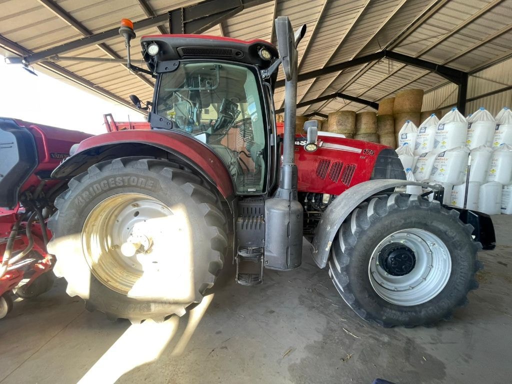 Tracteur CASE IH PUMA 175 CVX - photo slide 16