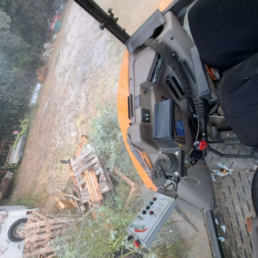 Tracteur RENAULT ERGOS 90 - photo slide 9