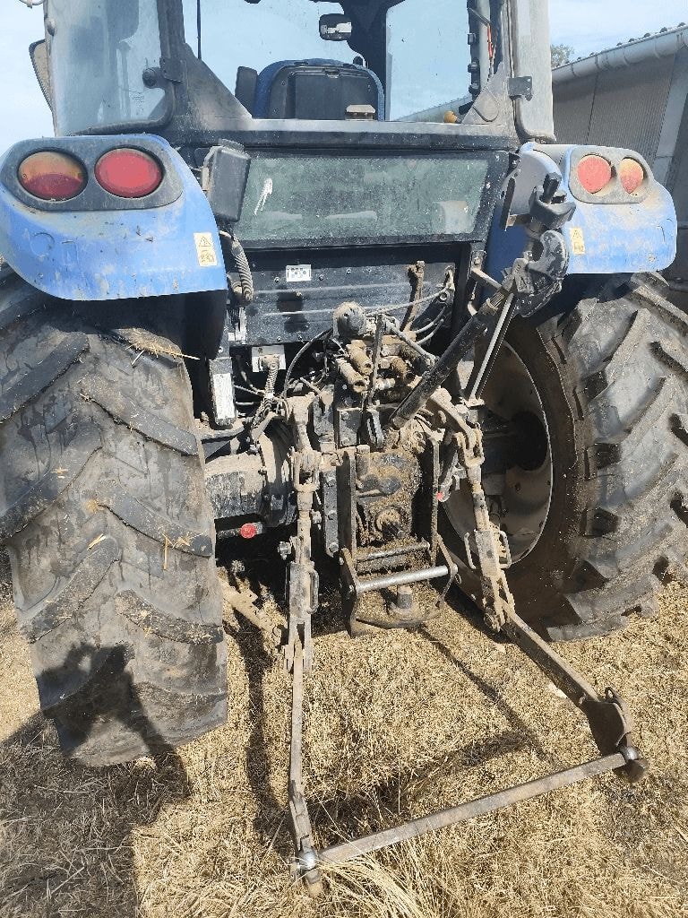 Tracteur NEW HOLLAND T4.85 - photo slide 5