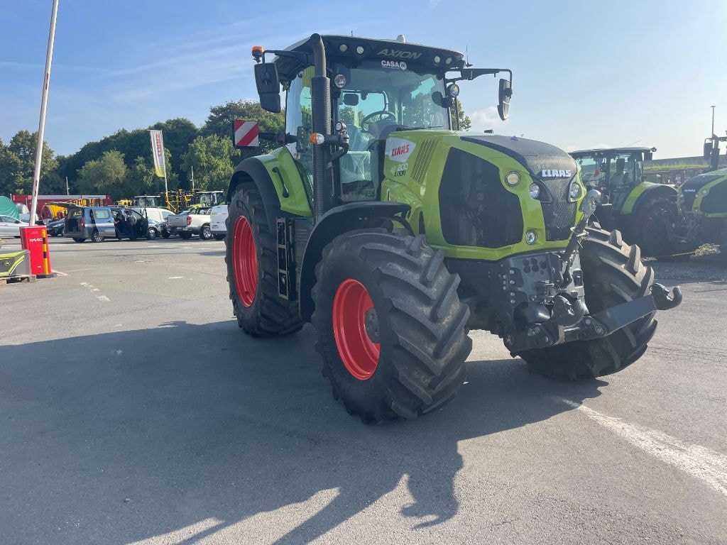 Tracteur CLAAS Axion 800 Cmatic cis + - photo slide 19