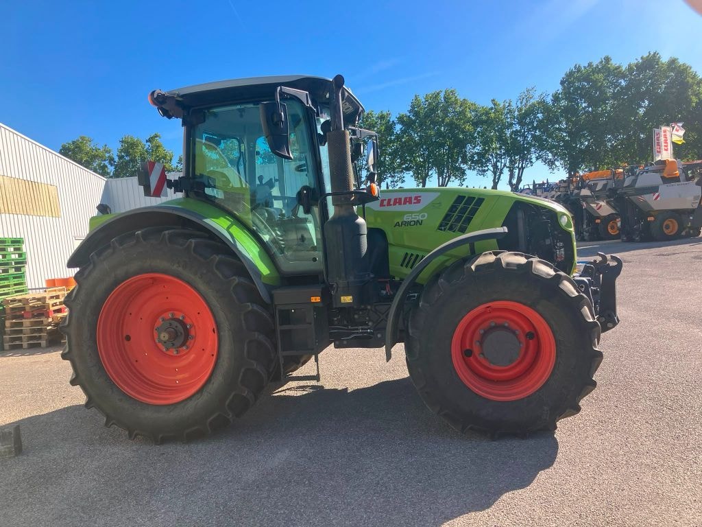 Tracteur CLAAS ARION 650 - photo slide 8