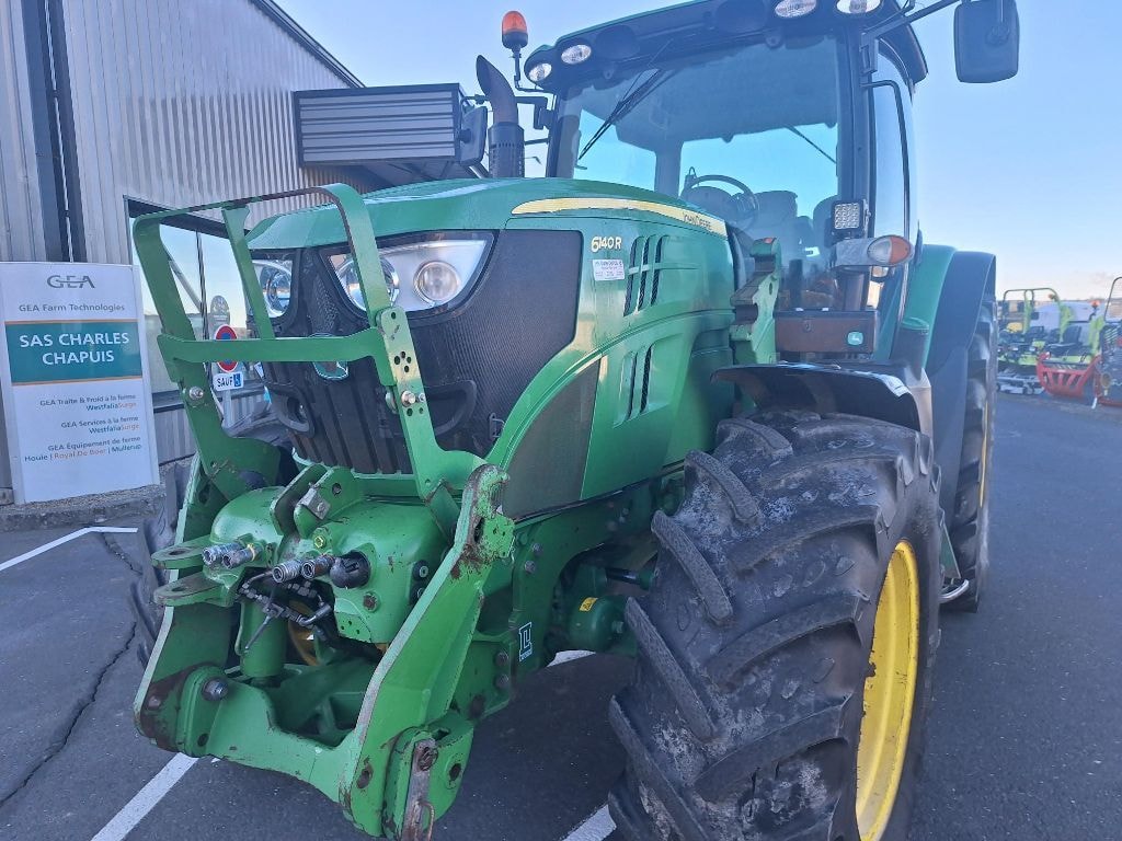 Tracteur chargeur JOHN DEERE 6140R - photo slide 3