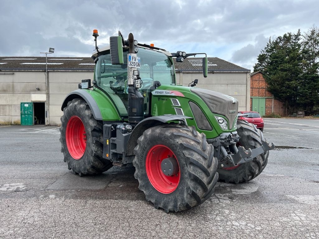 Tracteur FENDT 724 S4 PROFI + - photo slide 8
