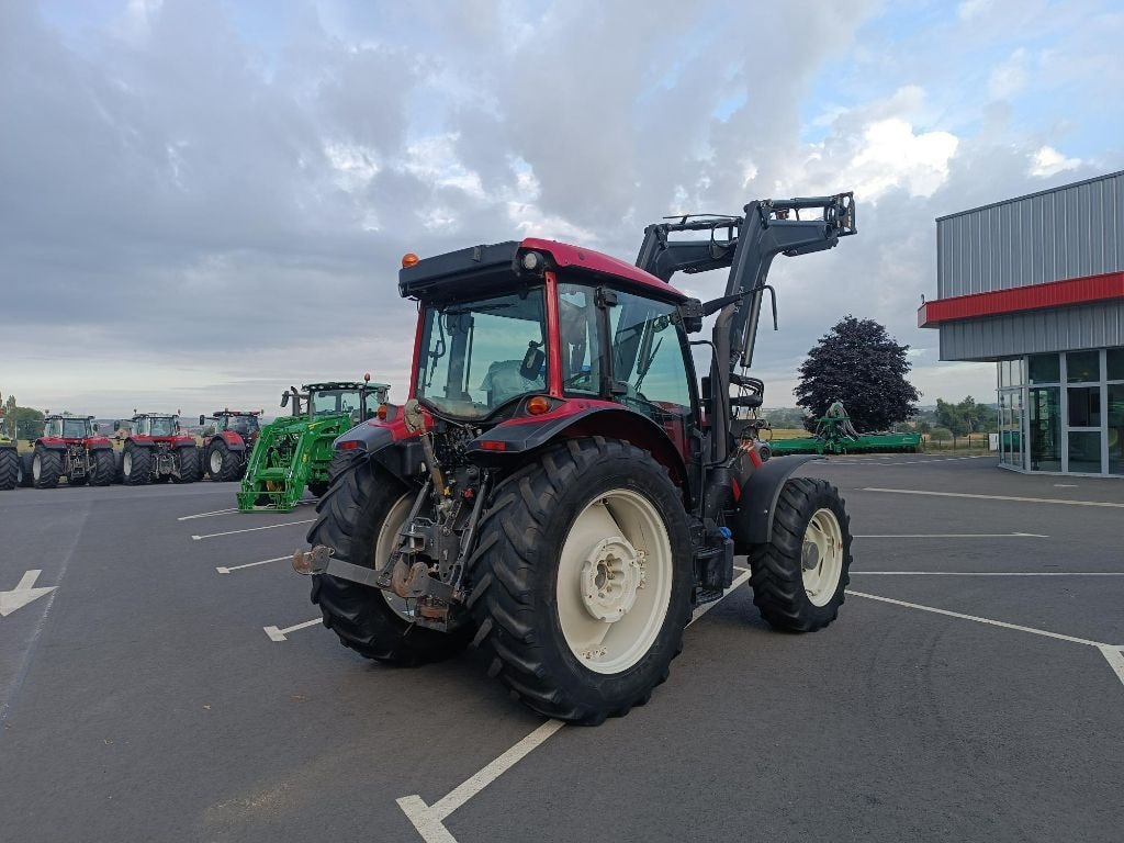 Tracteur chargeur VALTRA A134 H - photo slide 6