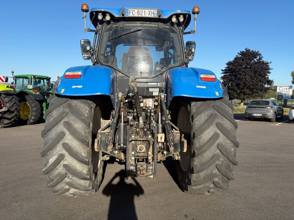 Tracteur NEW HOLLAND T7.245 - photo slide 4
