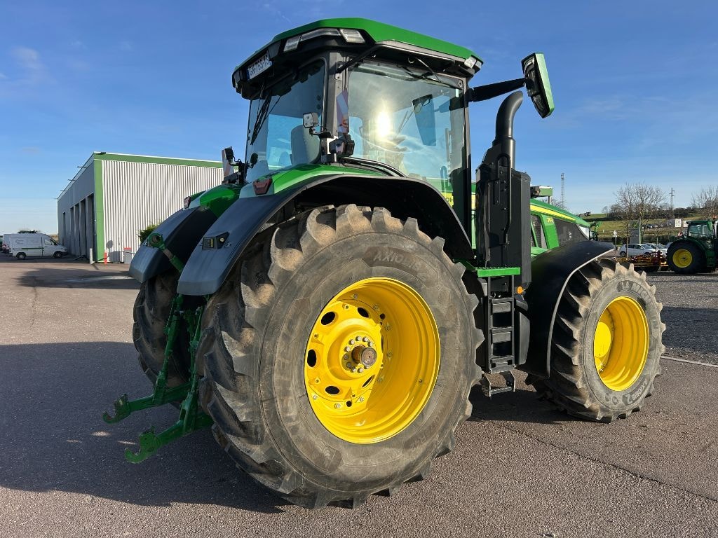 Tracteur JOHN DEERE 7R330 - photo slide 4