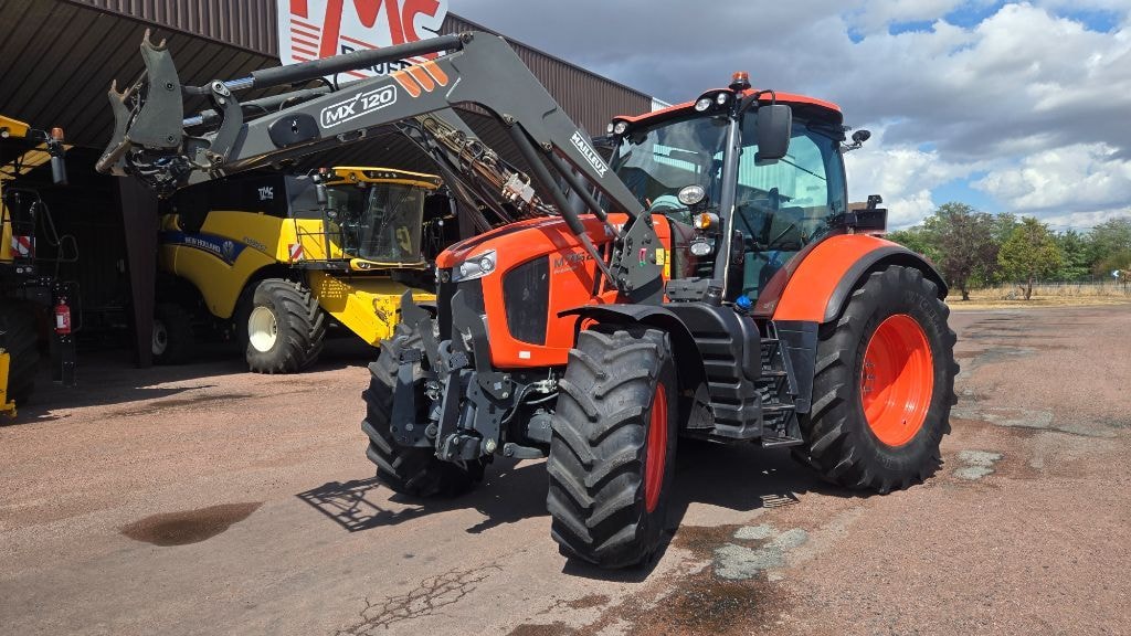 Tracteur chargeur KUBOTA M7-152 - photo slide 21