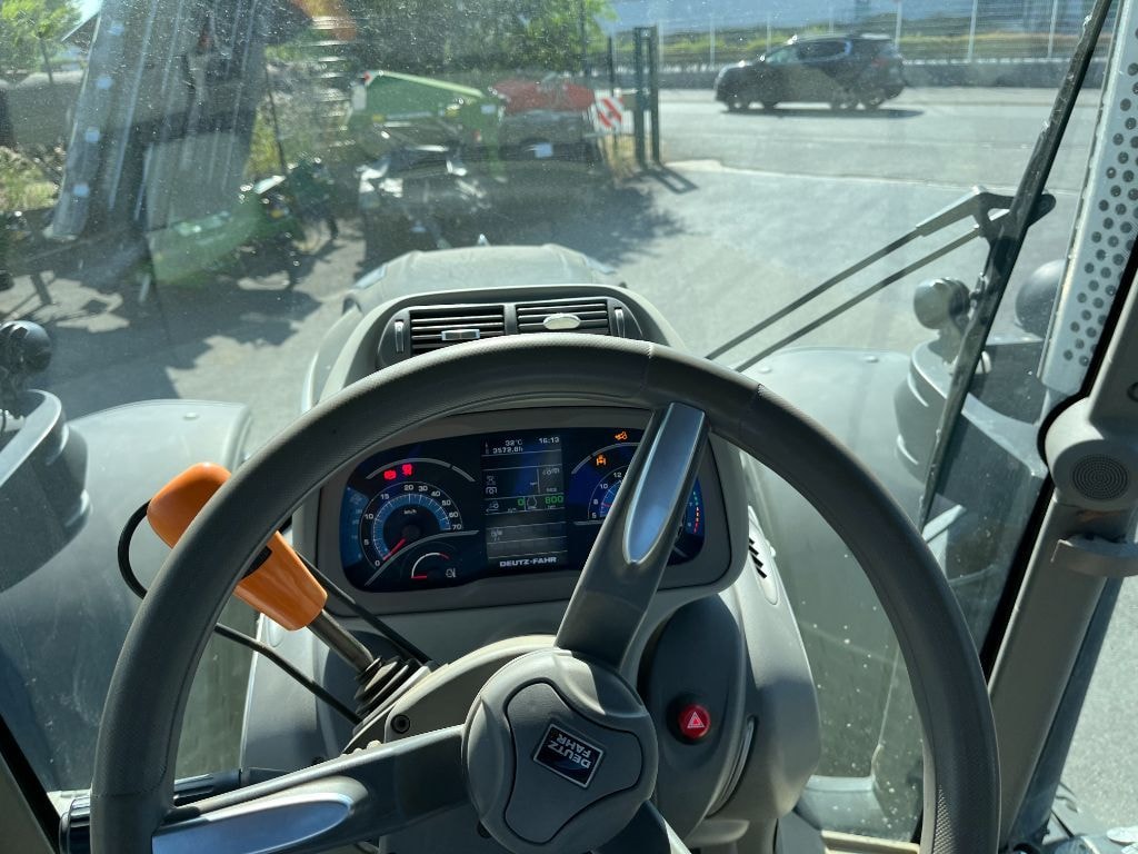 Tracteur DEUTZ FAHR Argotron 7250 TTV - photo slide 15