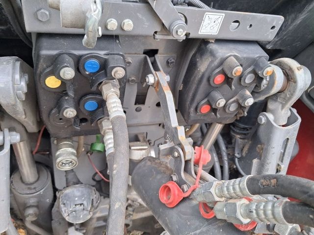 Tracteur chargeur FENDT 311 VARIO 4.4L - photo slide 23