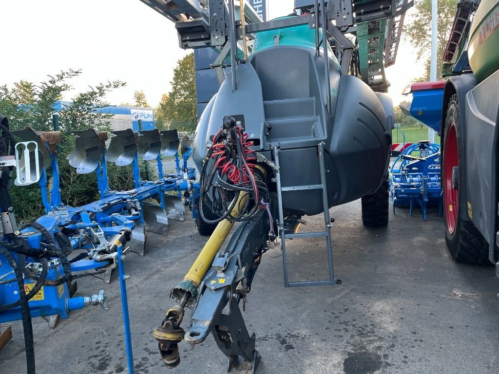 Pulverisateur BERTHOUD VANTAGE 43 - photo slide 19
