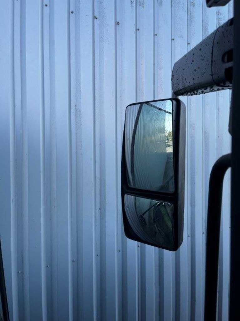 Tracteur JOHN DEERE 6195R - photo slide 28