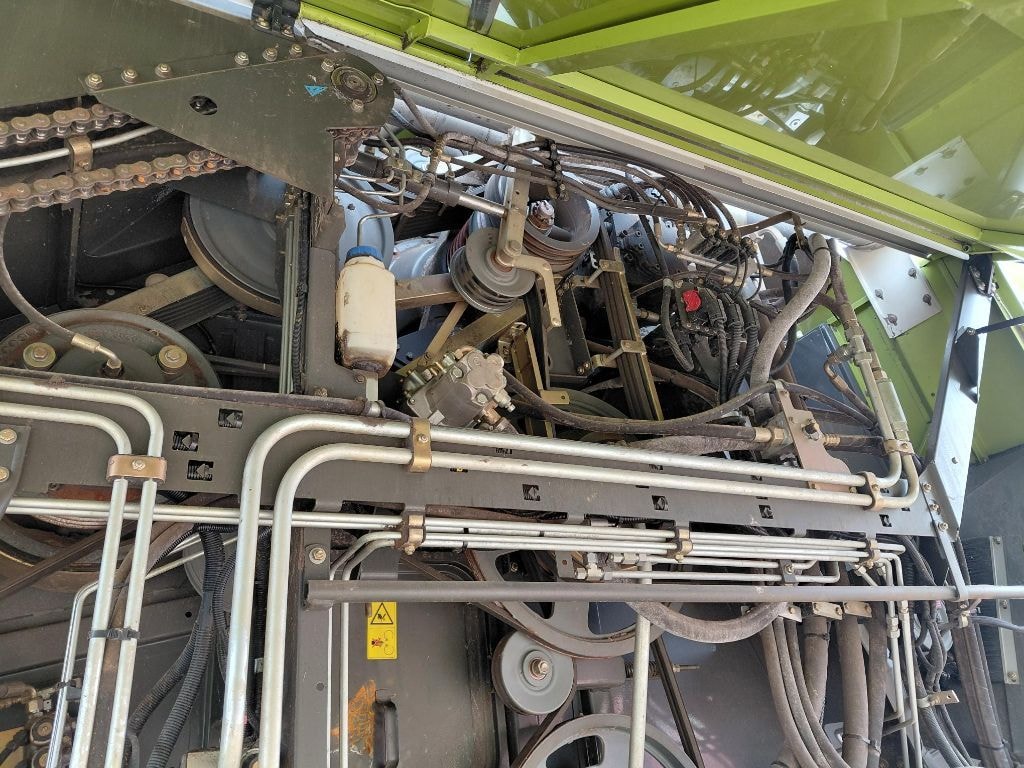 Moissonneuse CLAAS LEXION 760 - photo slide 22