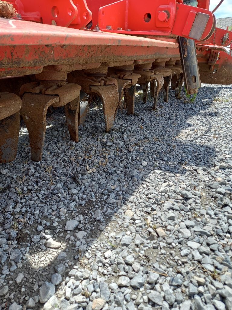 Herse rotative KUHN HR304D - photo slide 10