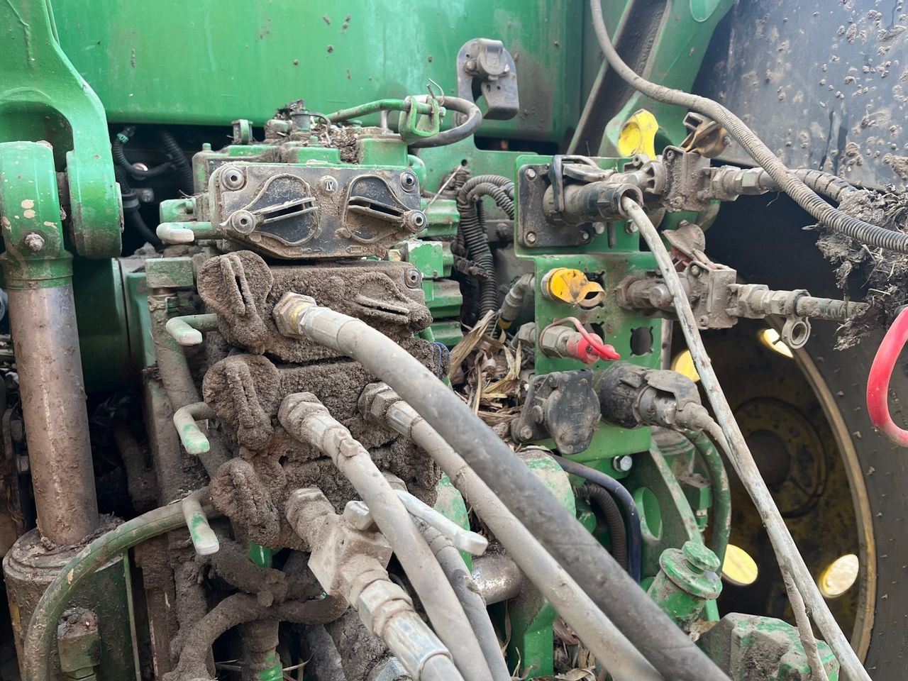 Tracteur JOHN DEERE 7310R - photo slide 11