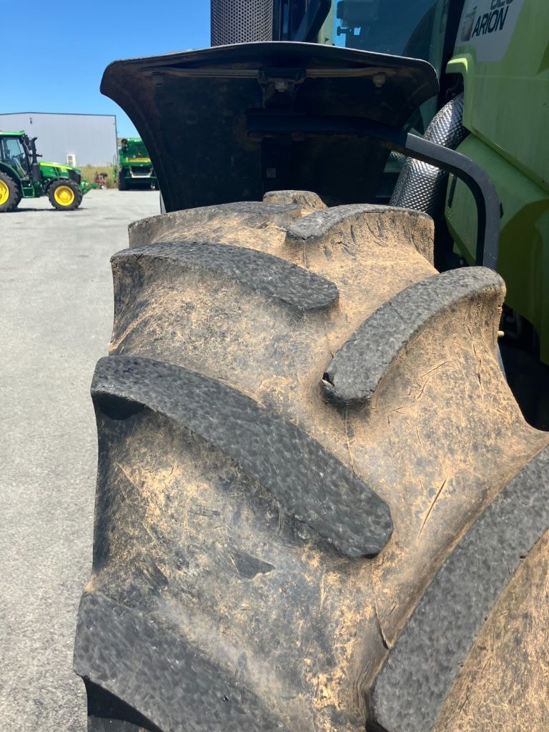 Tracteur CLAAS ARION 620 - photo slide 15