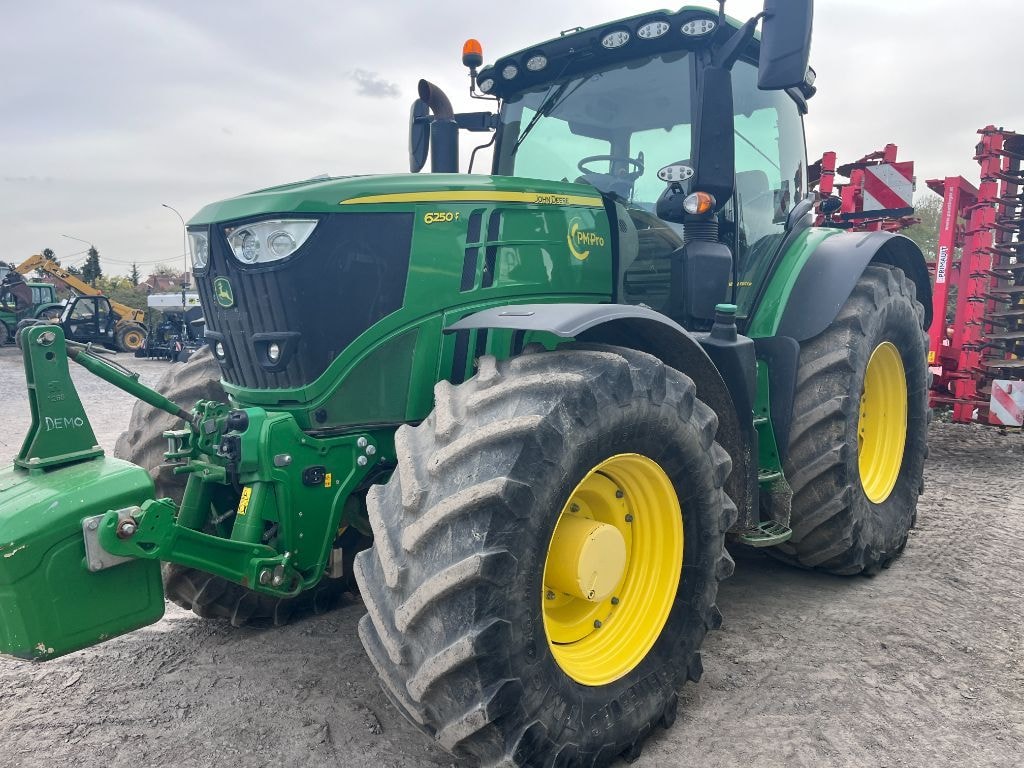 Tracteur JOHN DEERE 6250R - photo slide 20