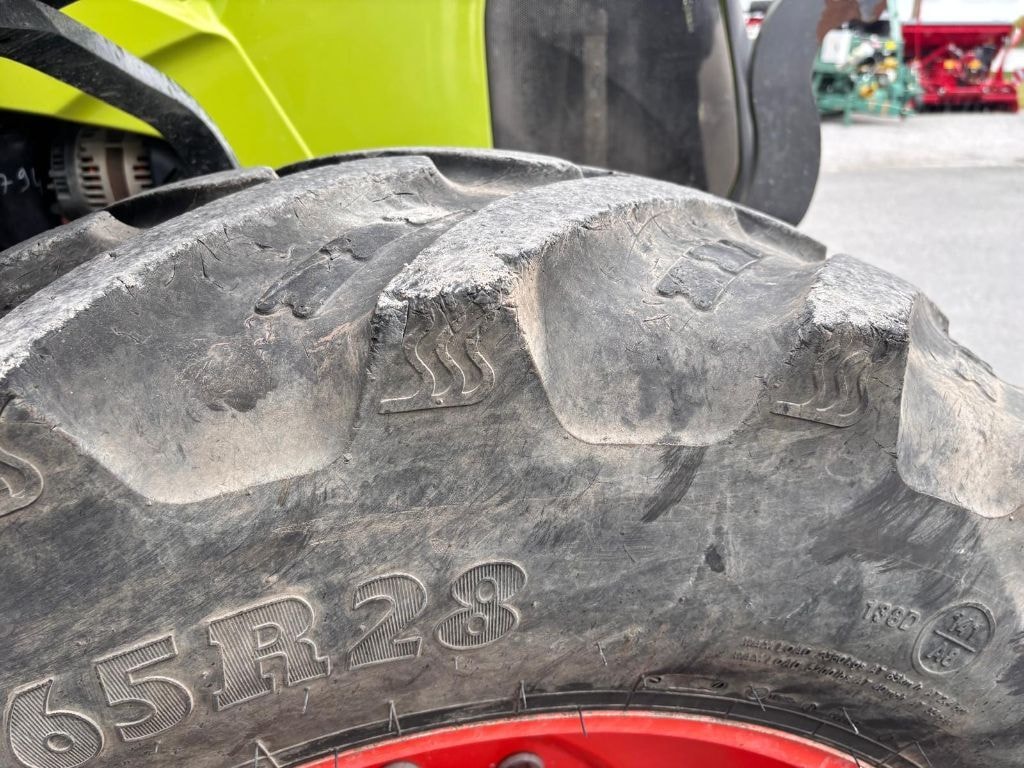 Tracteur CLAAS ARION 420 - photo slide 18