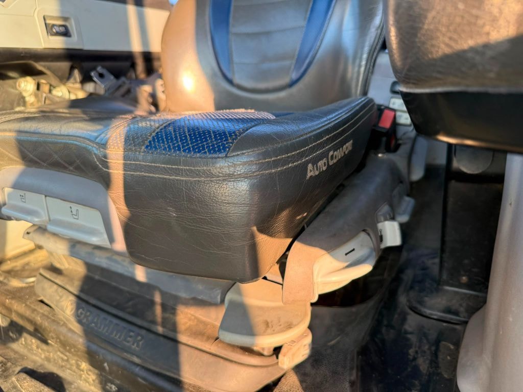Tracteur NEW HOLLAND T7.315 AC - photo slide 18