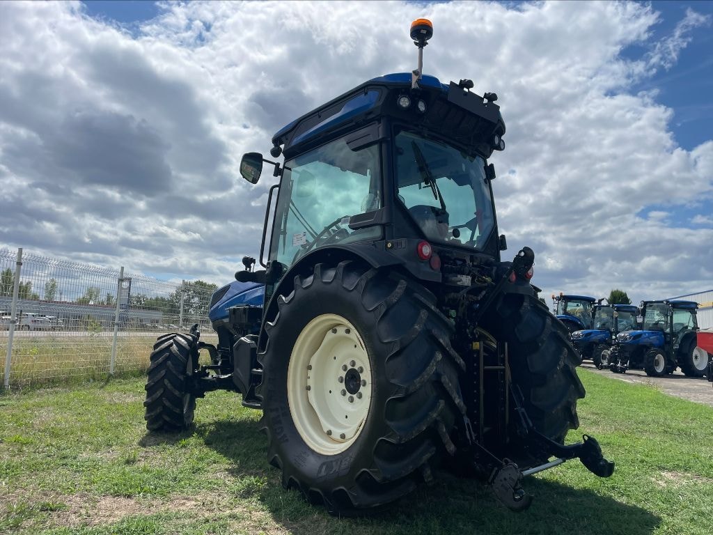 Tracteur NEW HOLLAND T4.100F - photo slide 2