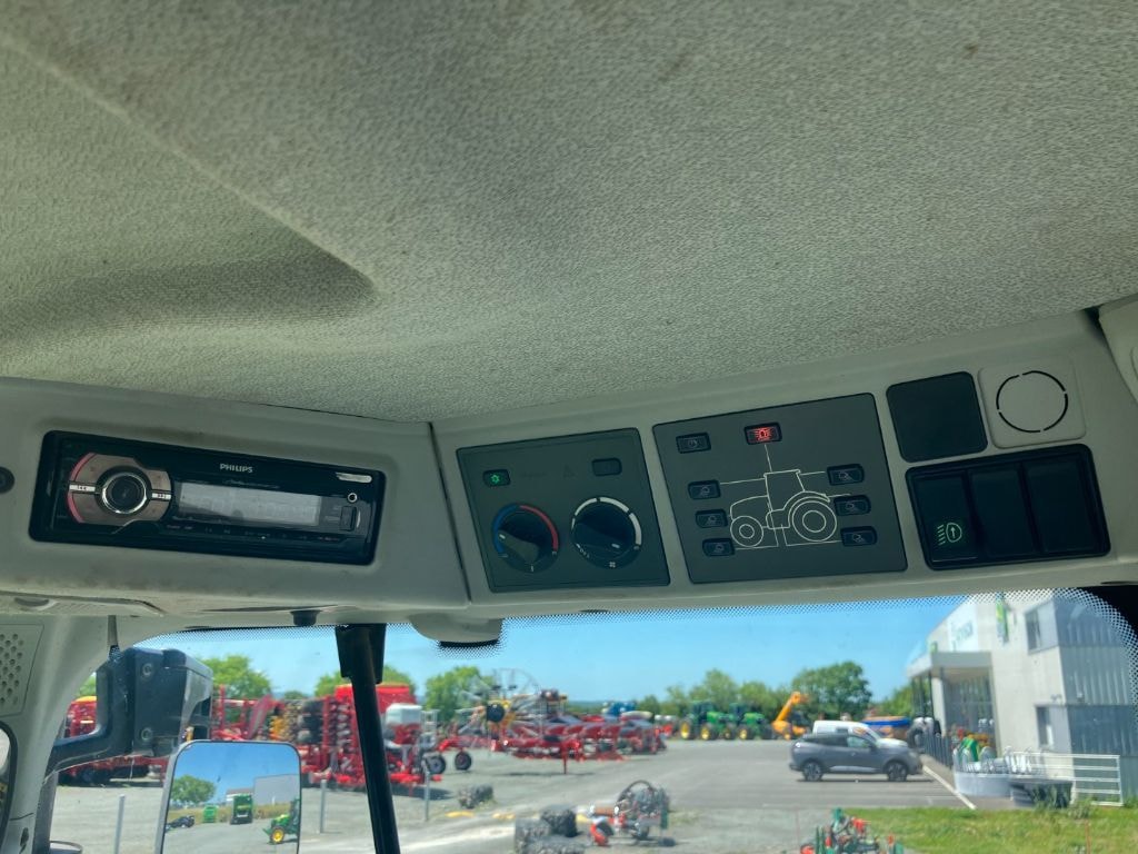 Tracteur CLAAS ARION 620 - photo slide 36