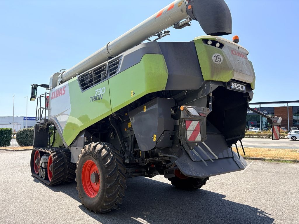 Moissonneuse CLAAS TRION 730 TERRATRAC - photo slide 8
