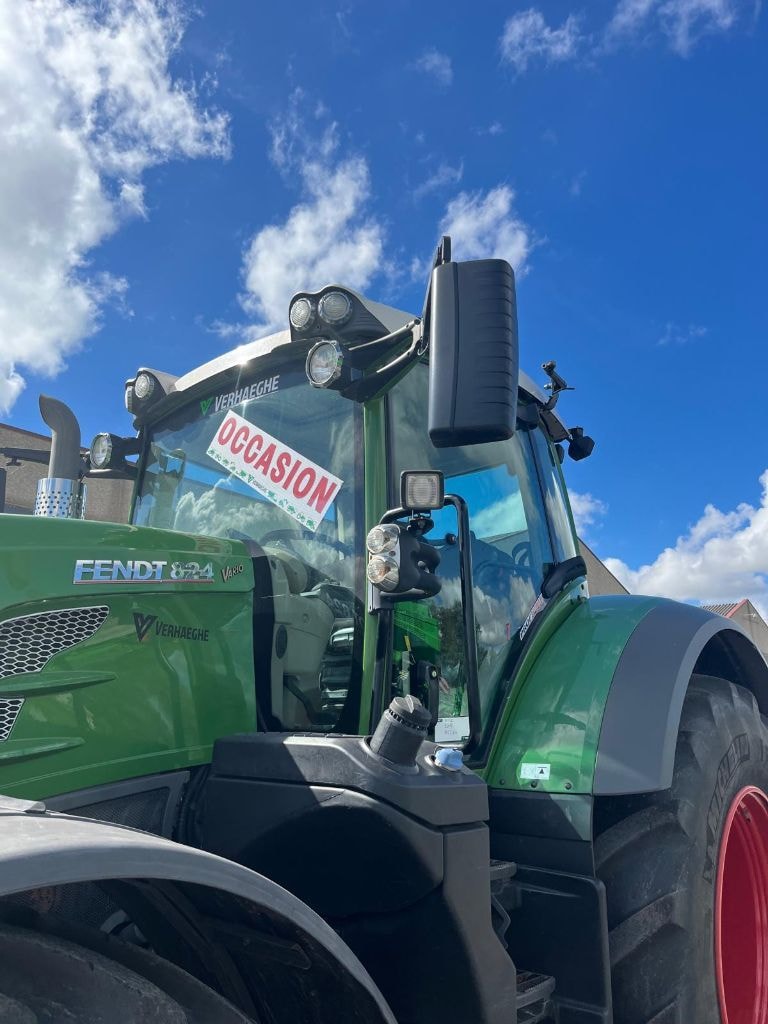 Tracteur FENDT 824 VARIO PROFI + - photo slide 13
