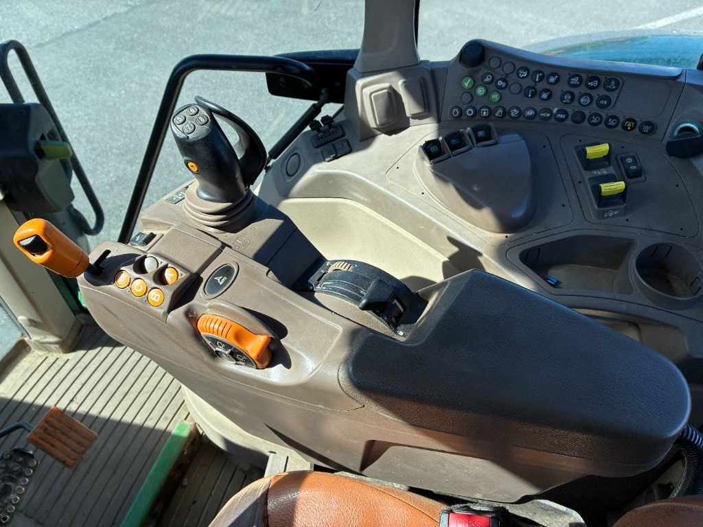 Tracteur JOHN DEERE 6155 M COMMAND QUAD  - photo slide 10