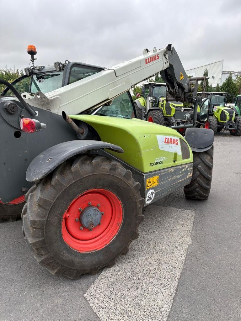 Telescopique CLAAS SCORPION 6030 CP - photo slide 31