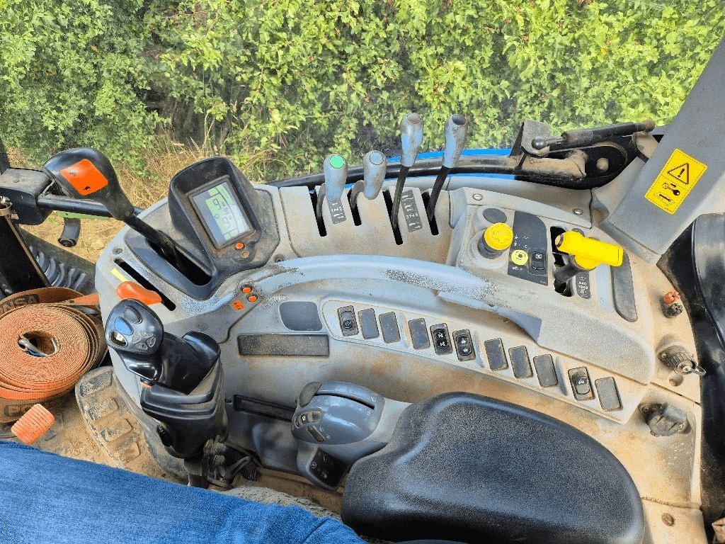 Tracteur NEW HOLLAND T6.175 EC - photo slide 7