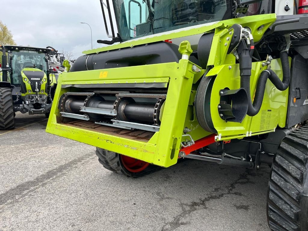 Moissonneuse CLAAS Lexion 8700 TT - photo slide 8
