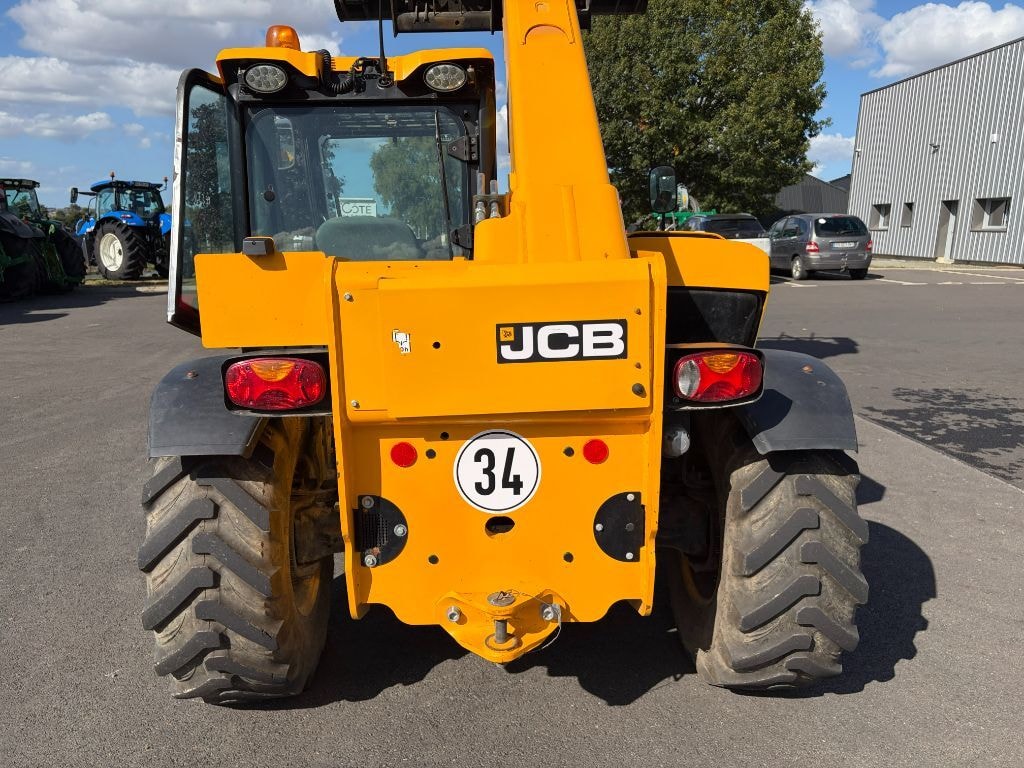 Telescopique JCB 525 60 AGRI + - photo slide 5